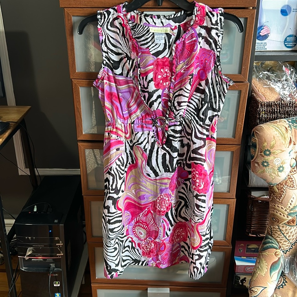 Pineapple Cave swimsuit cover up size small